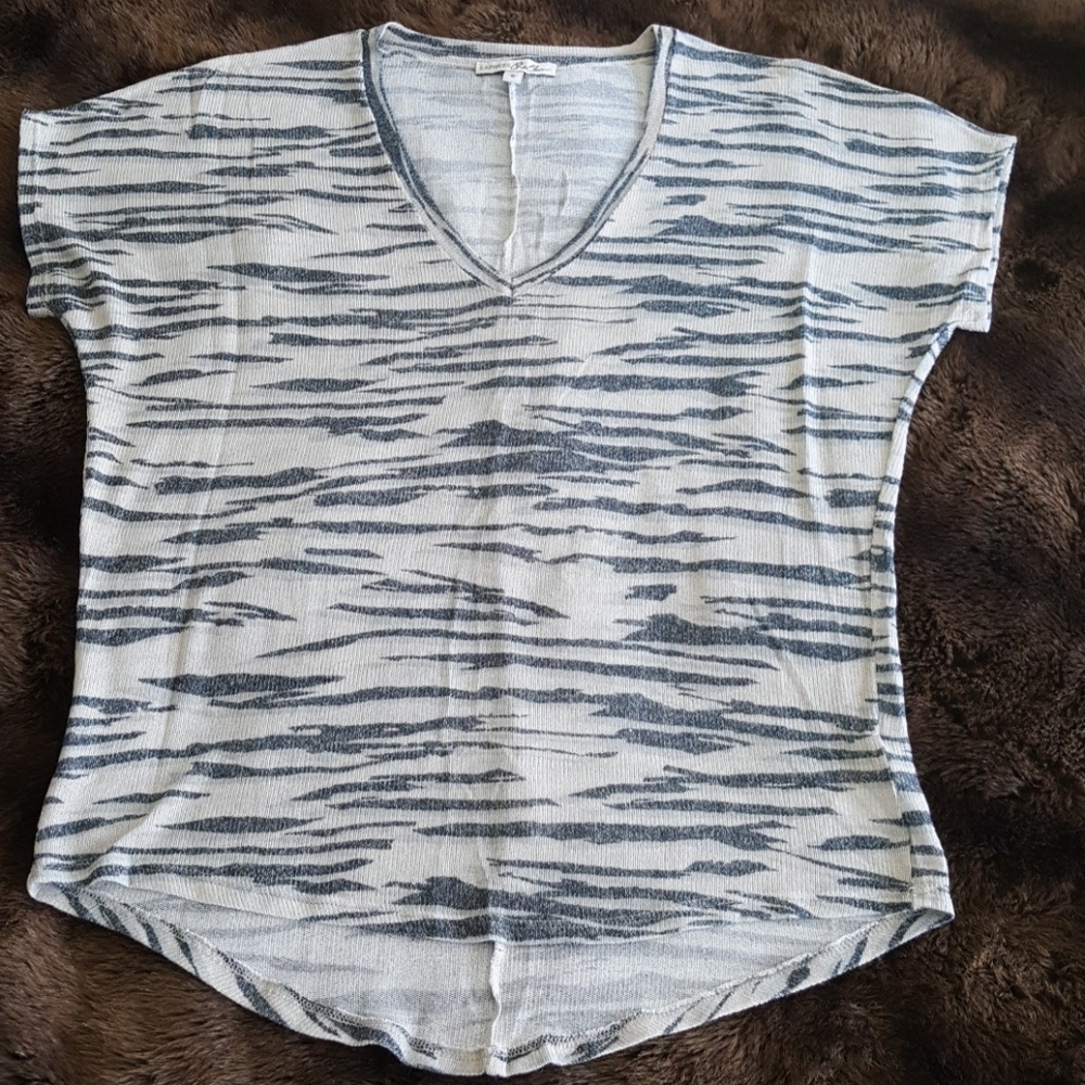 Express Dolman Sleeve Pseudo Zebra Print Sz M